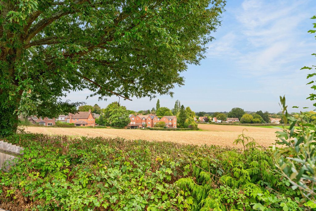 Property photo 3 of 48