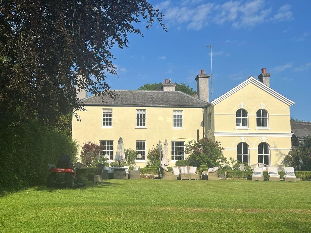 Property photo 1 of 29 The Old Rectory