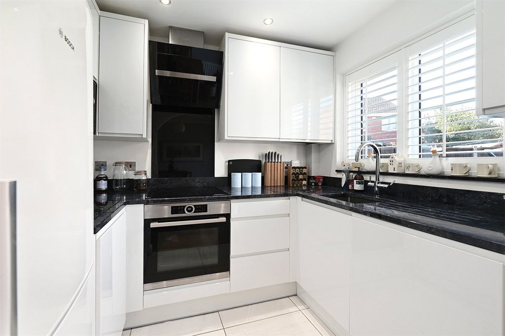 Property photo 2 of 14 Picture No. 09