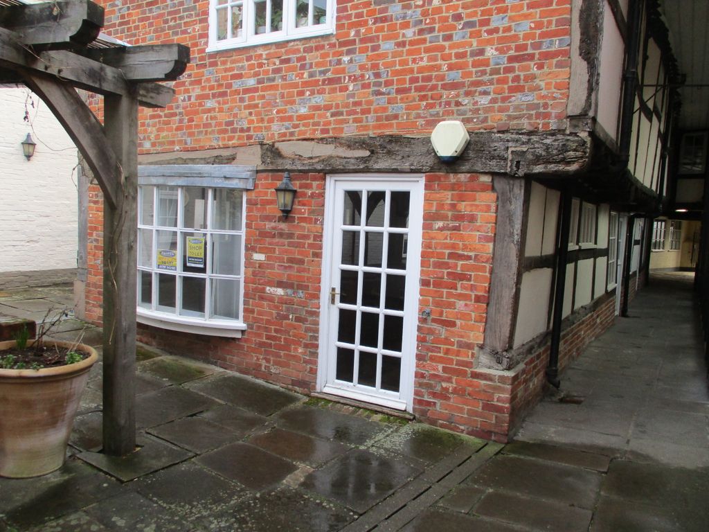 Property photo 1 of 4
