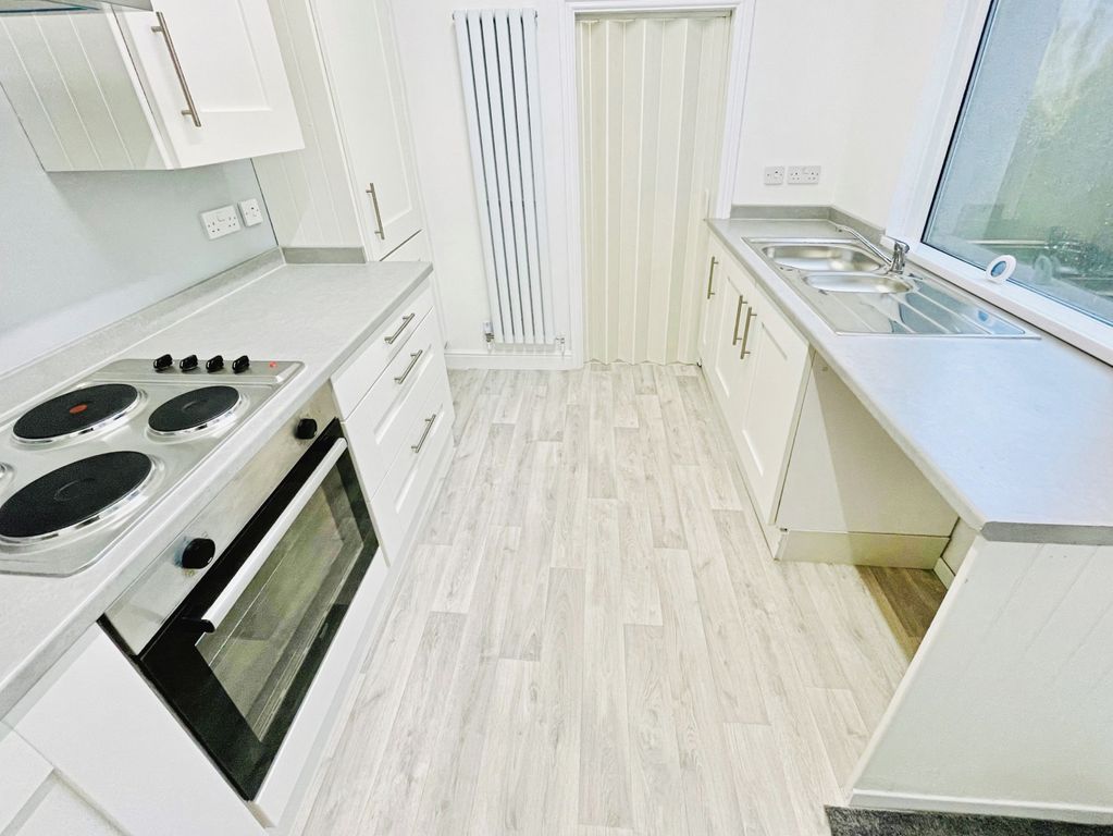 Property photo 2 of 9 Image