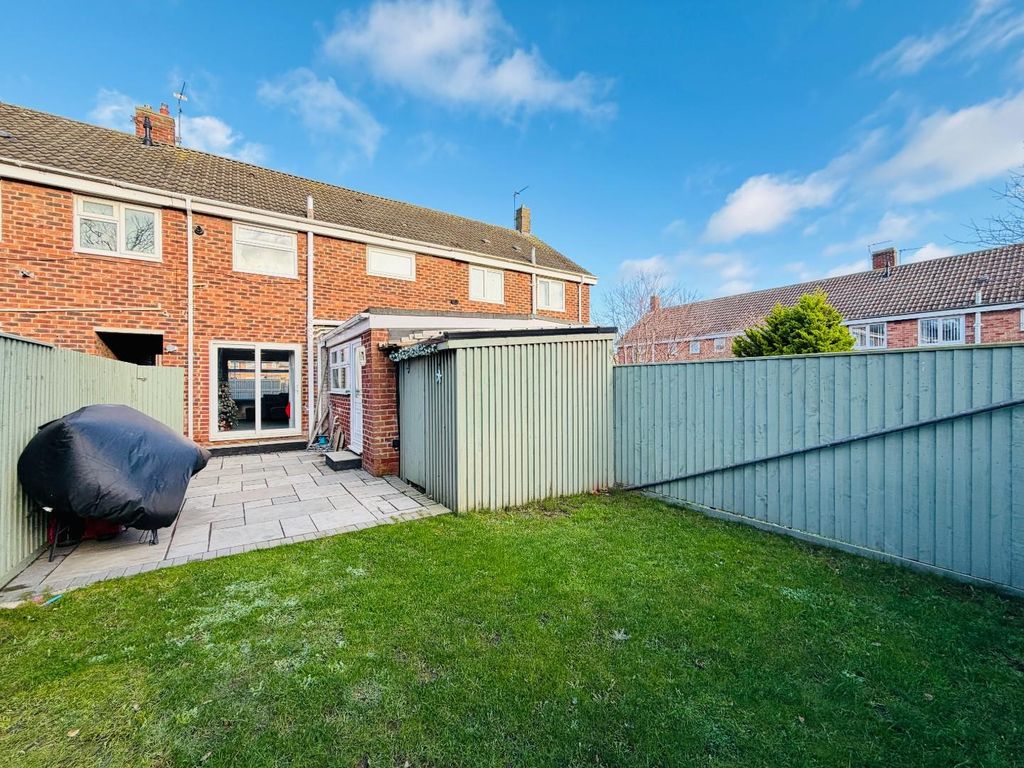 Property photo 2 of 21 Rear