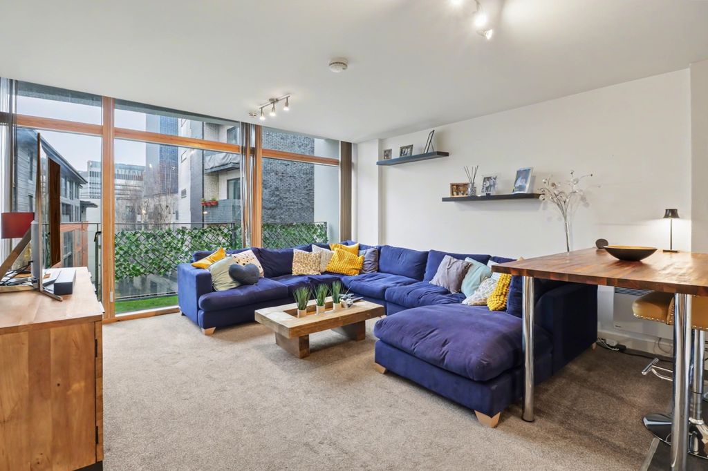 Property photo 1 of 16 Img_8657