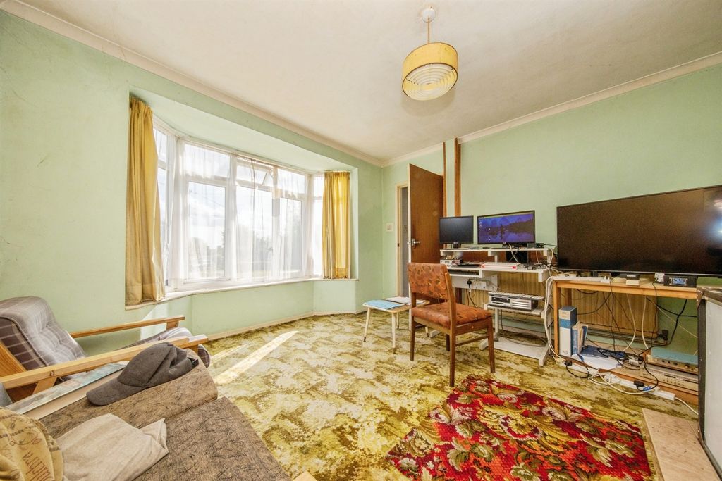 Property photo 3 of 29