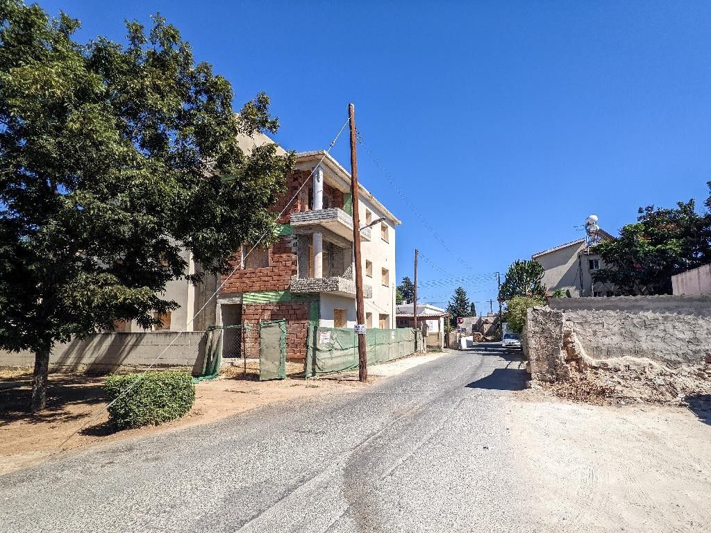 Property photo 3 of 7