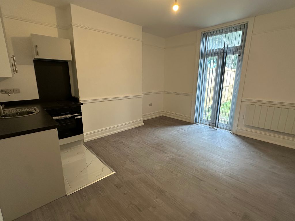 Property photo 3 of 4 Img_1773