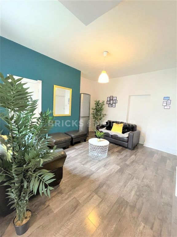 Property photo 2 of 15 Ff_Ymf42Xuy5Vx0_Jqu8hQ.Jpg