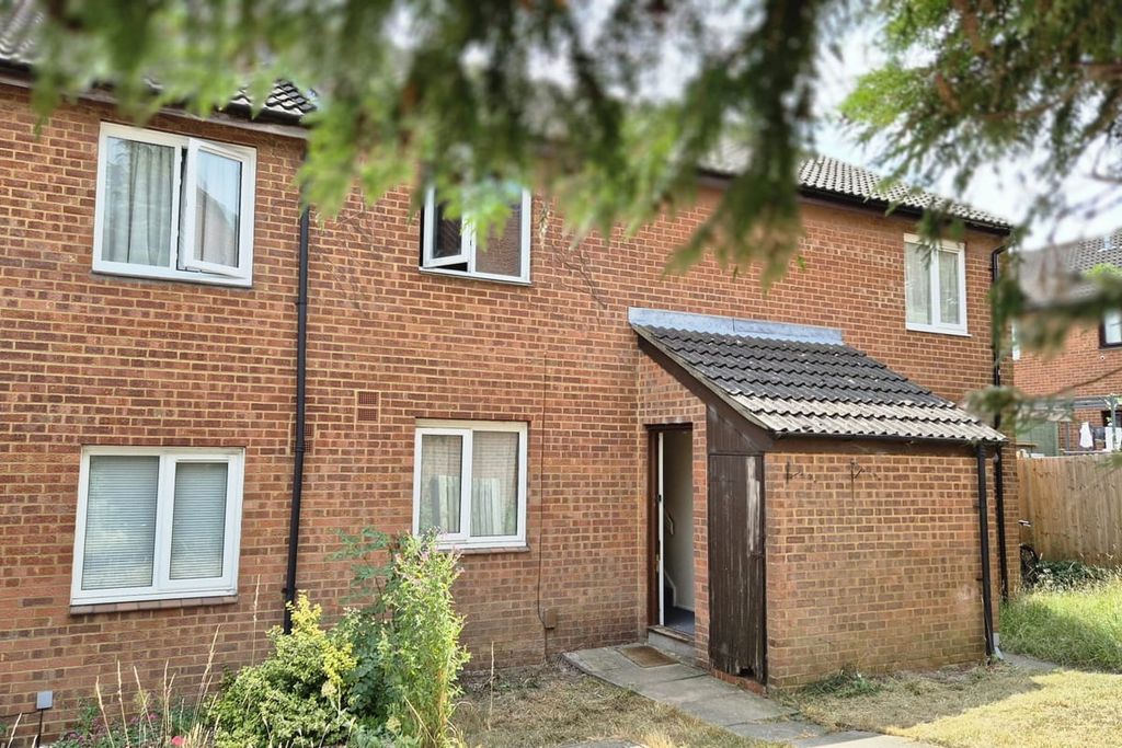 Property photo 1 of 5