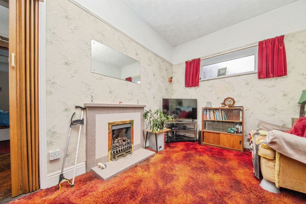Property photo 3 of 16
