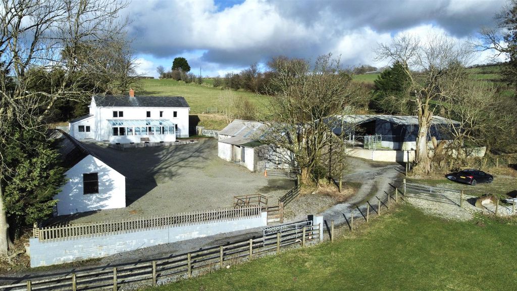 Property photo 1 of 48 Externally