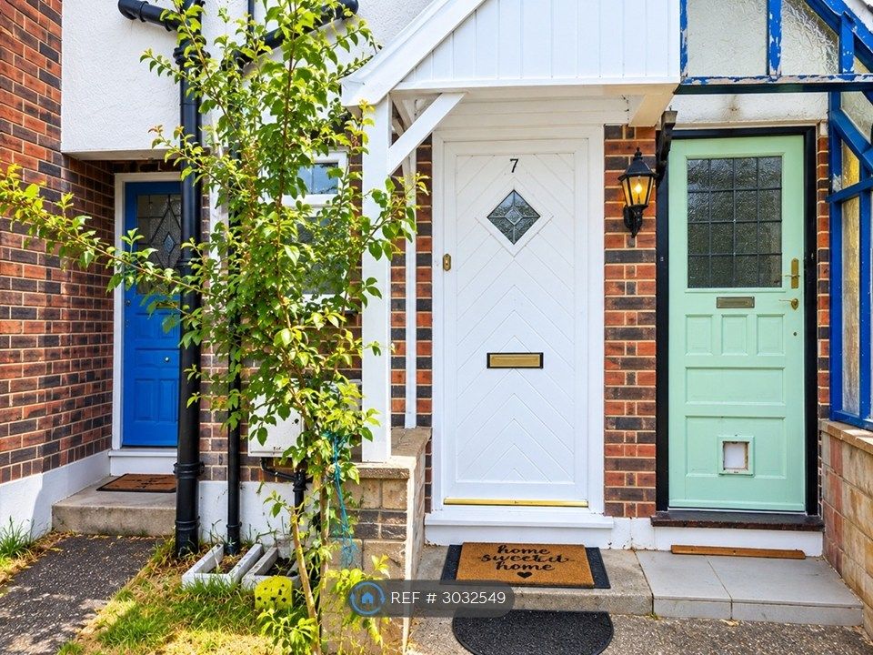 Property photo 2 of 10 Private Entrance