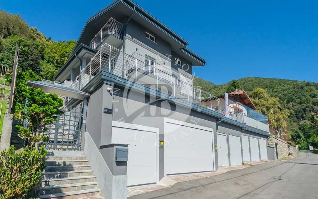 Property photo 2 of 30