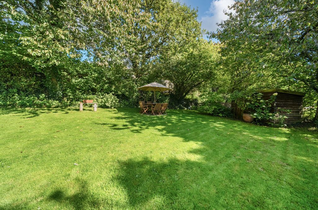 Property photo 2 of 21 External