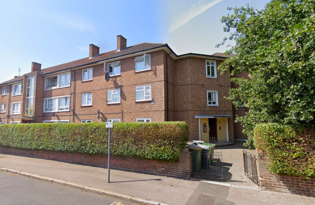 Property photo 1 of 5