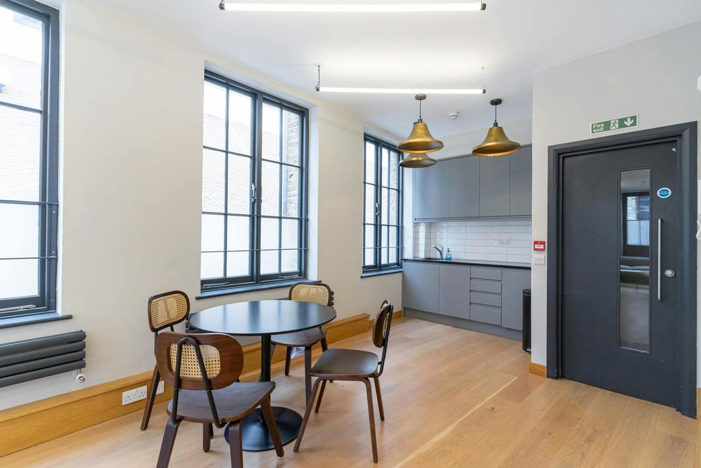 Property photo 2 of 8 78A-Luke-Street-1st-Floor-Ec2A-Shoreditch-Fitted-Office-To-Let-Internal15-Dominion.London.Jpg