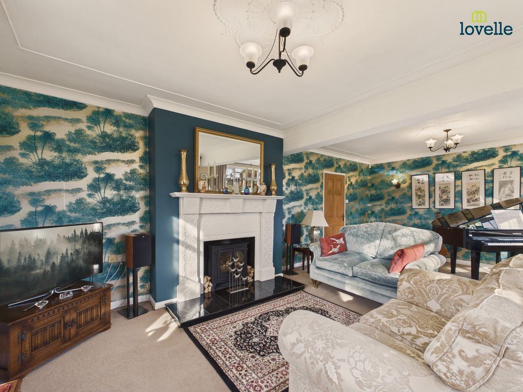 Property photo 3 of 25