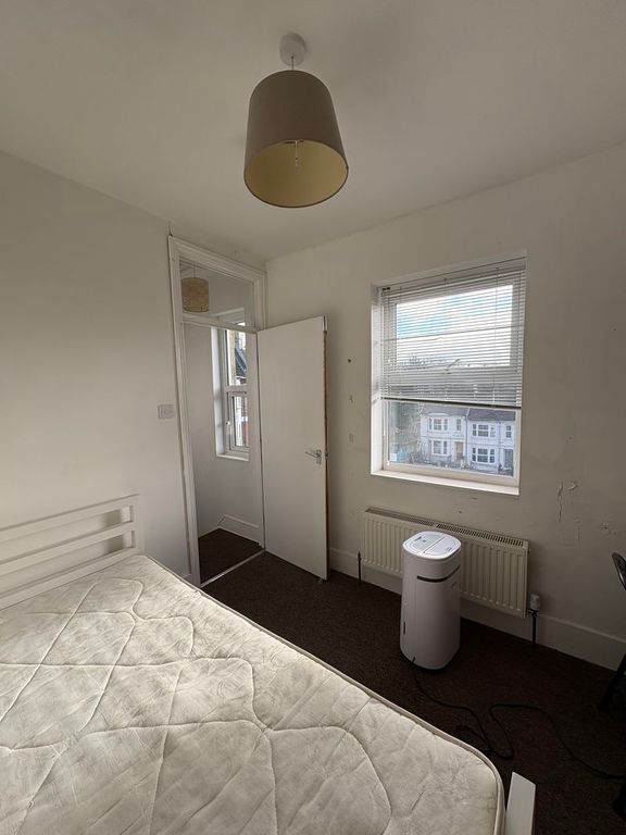 Property photo 3 of 10 Photo 10