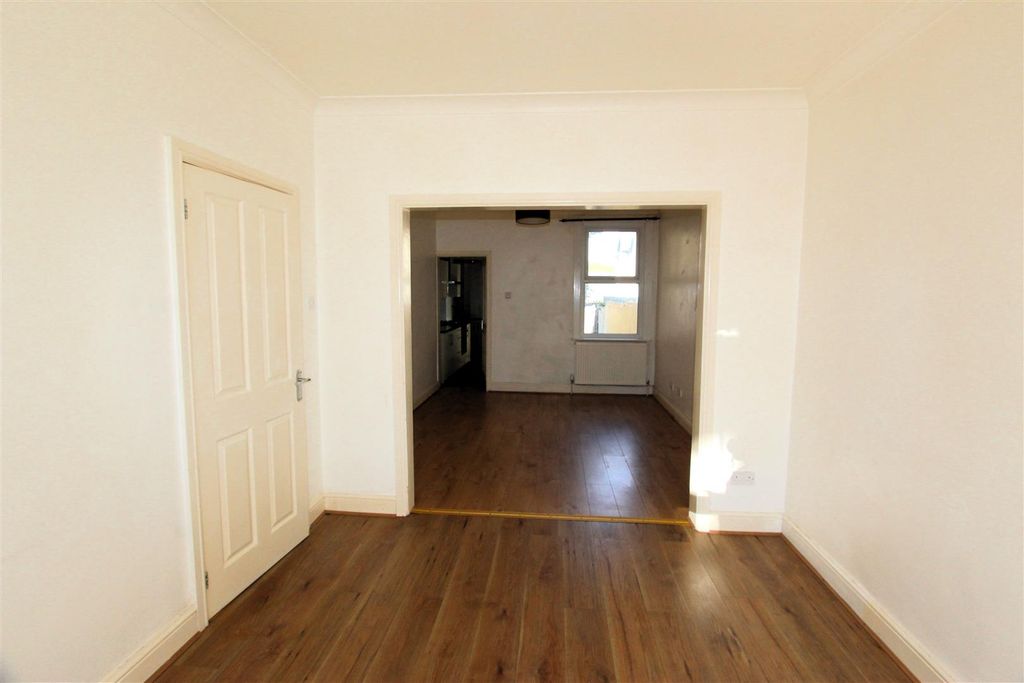 Property photo 2 of 14 2.Jpg