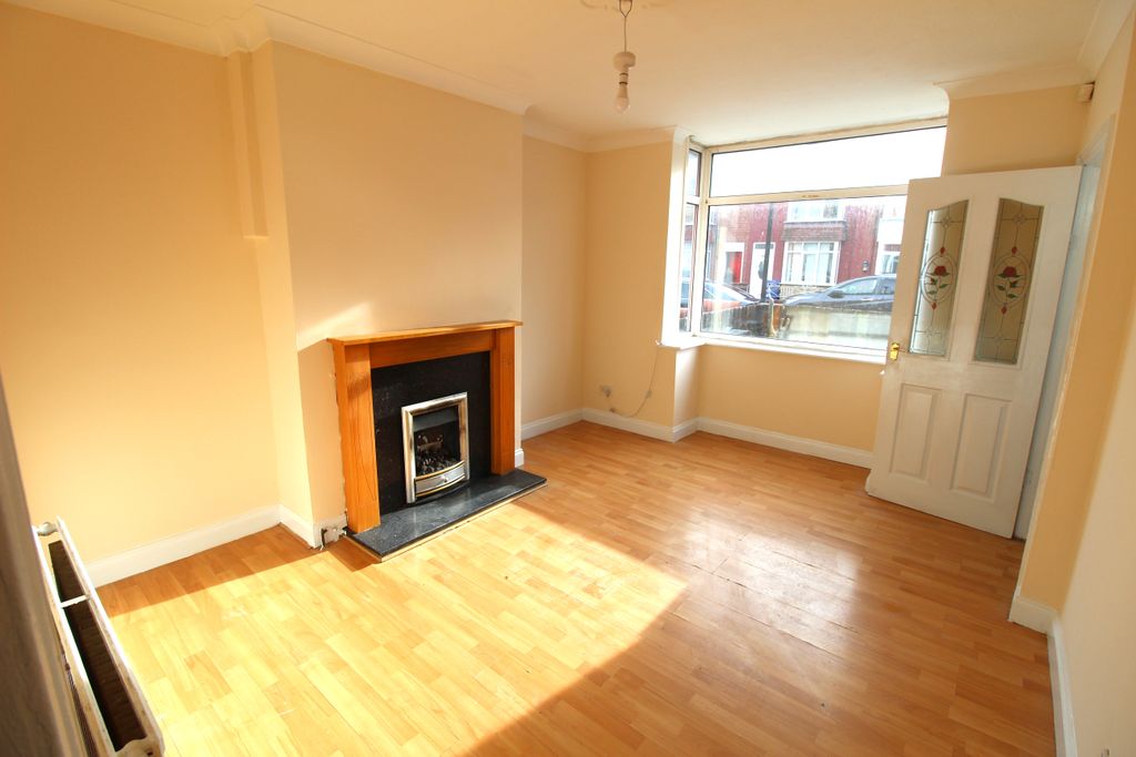 Property photo 3 of 9