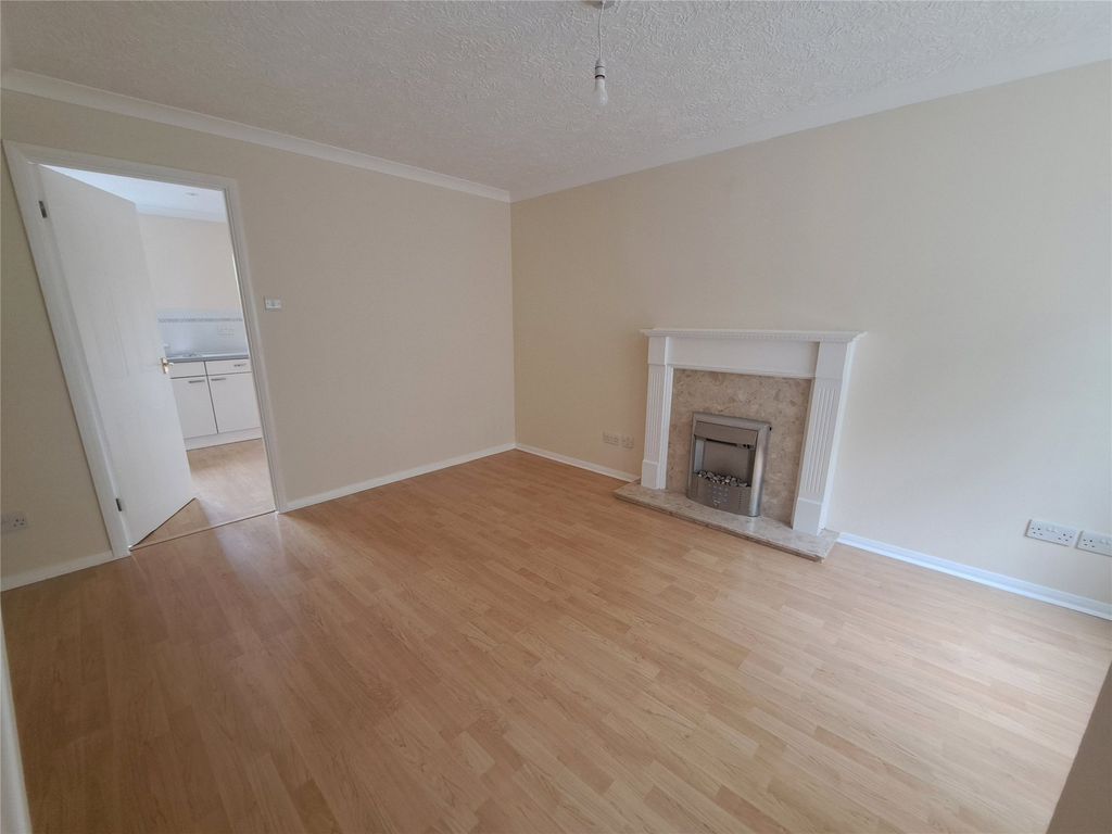 Property photo 3 of 10 Picture No. 11