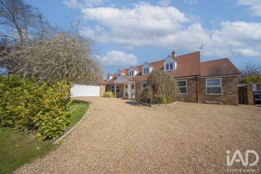 Property photo 1 of 38