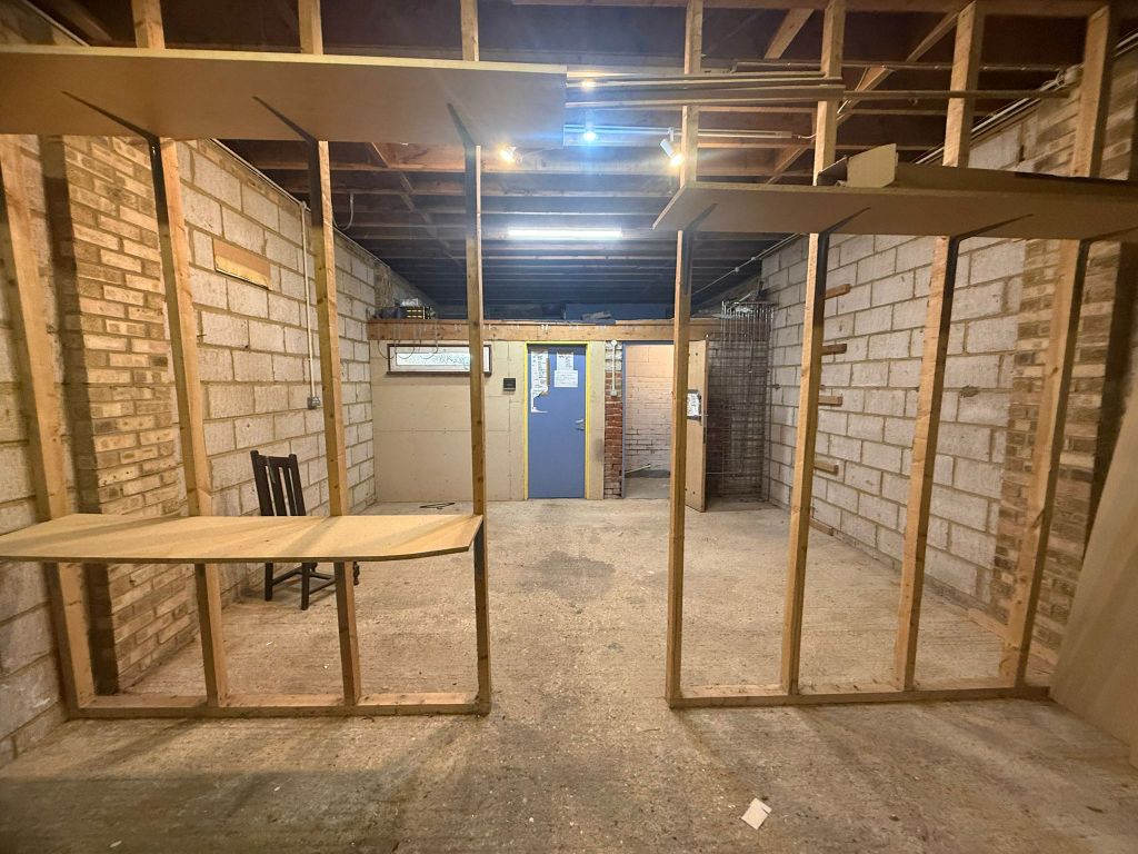 Property photo 3 of 18