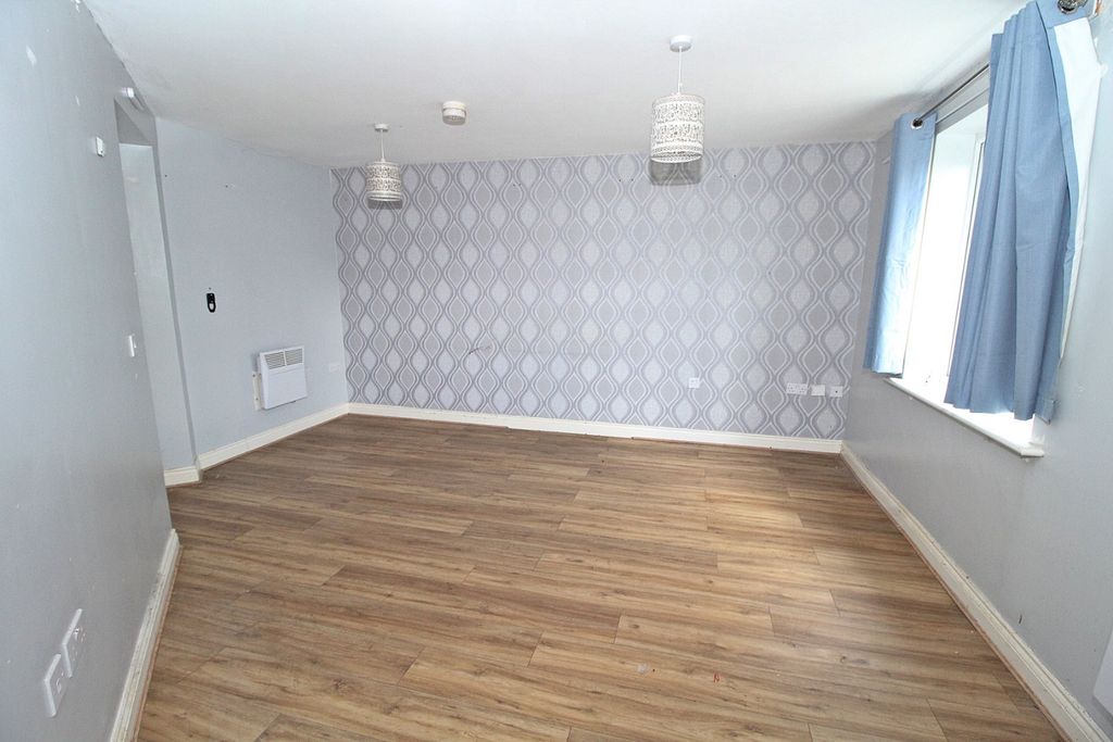 Property photo 3 of 9 5218907