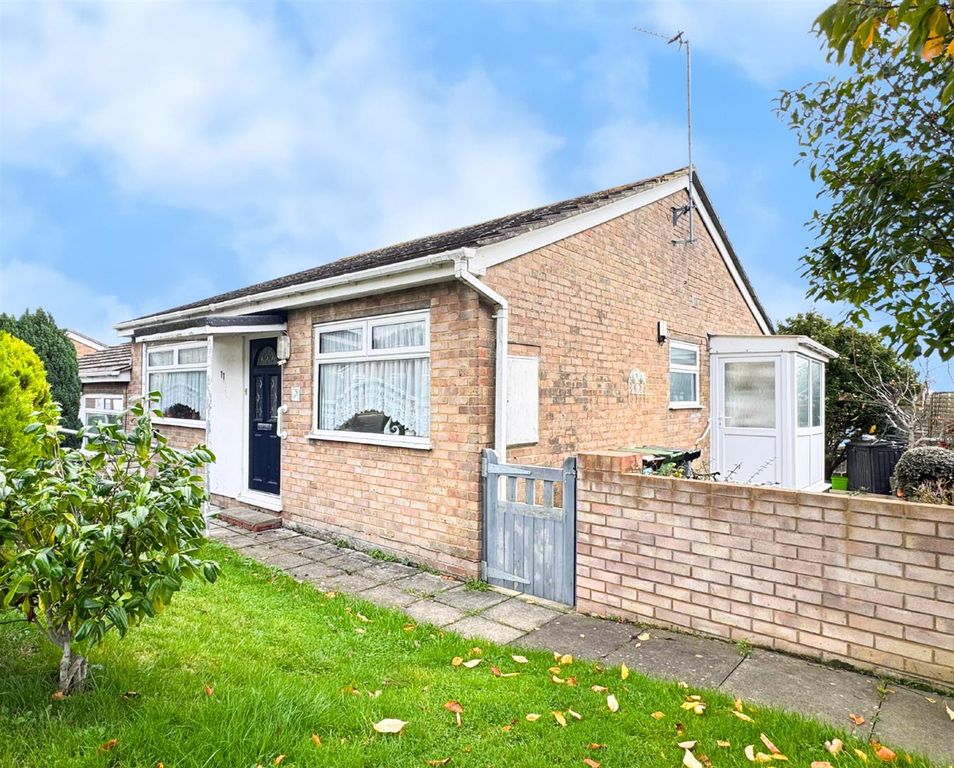 Property photo 2 of 17