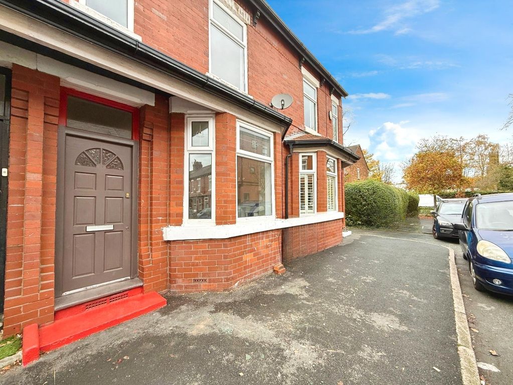 Property photo 1 of 22 Picture No. 09