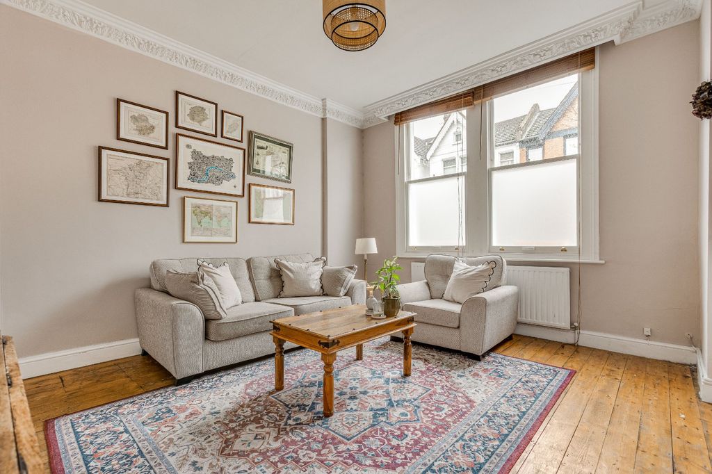 Property photo 3 of 9