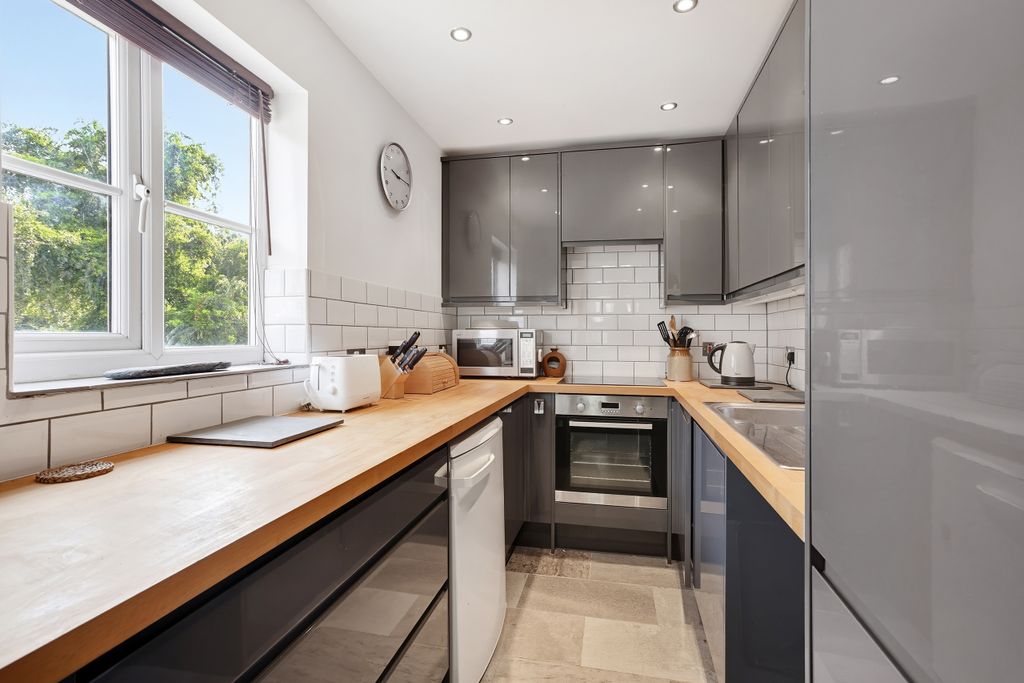 Property photo 2 of 13 Kitchen