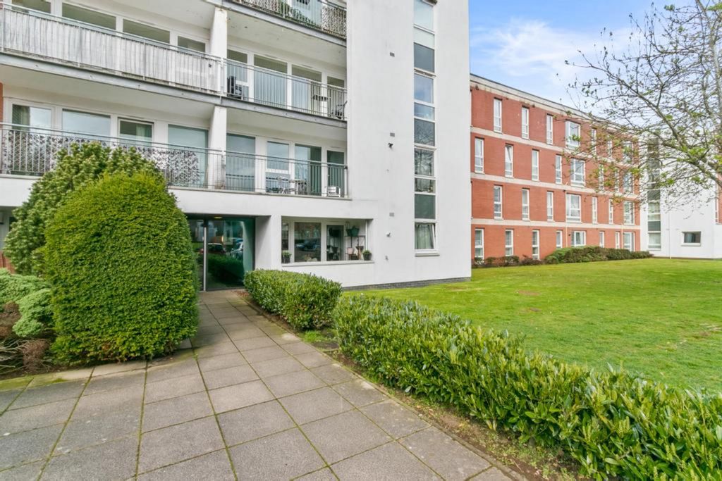 Property photo 1 of 26