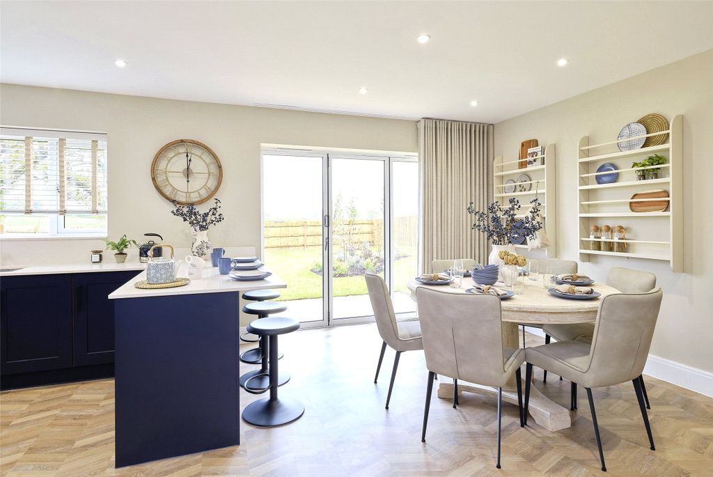 Property photo 2 of 22 Picture No. 20