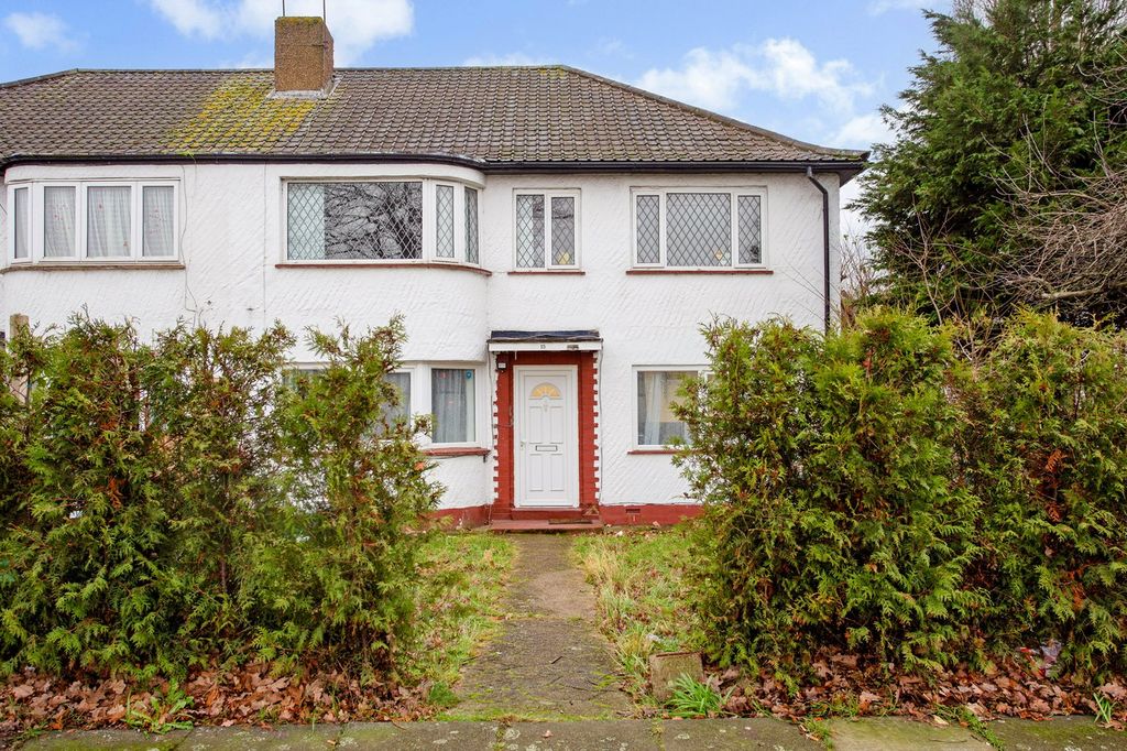 Property photo 1 of 11