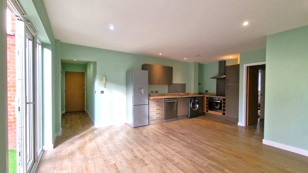 Property photo 3 of 9