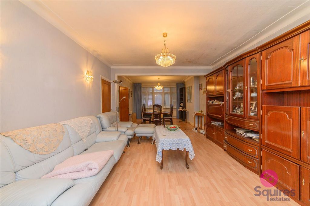 Property photo 2 of 30