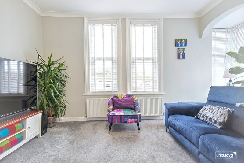 Property photo 2 of 11 Photo 11