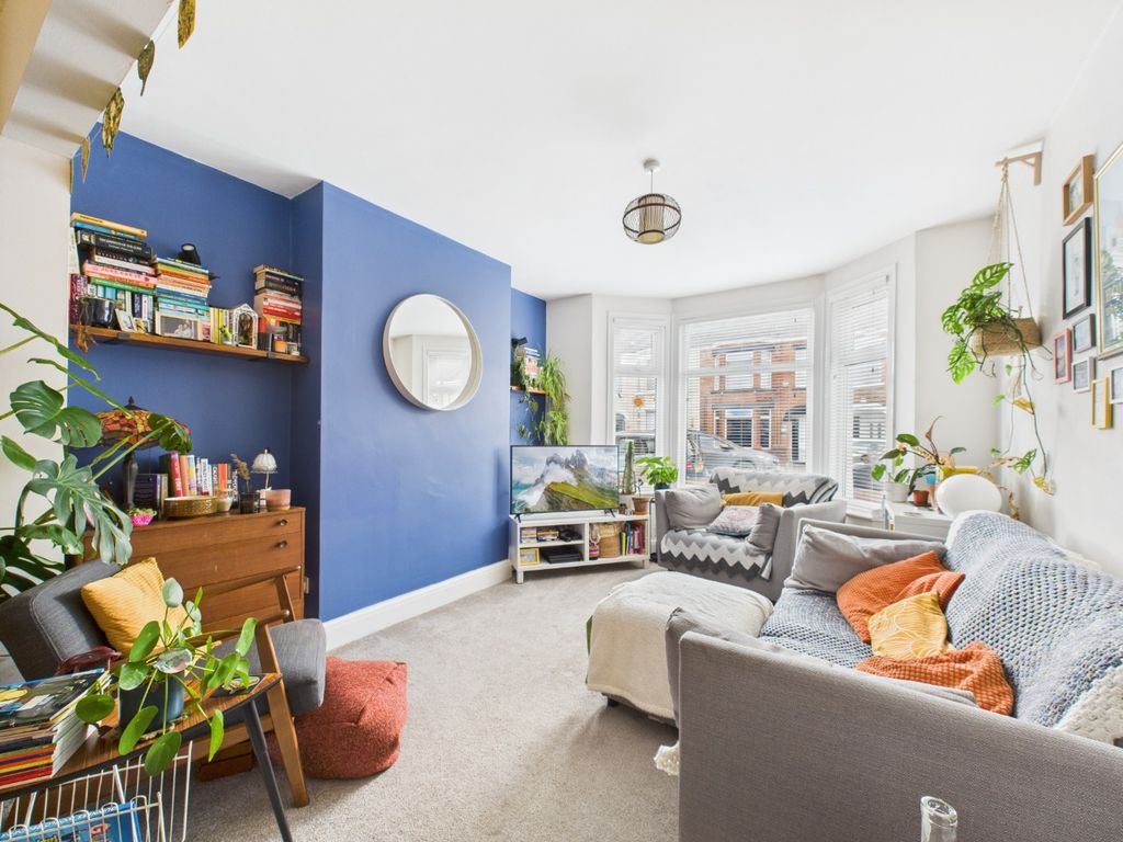 Property photo 3 of 17 4353359