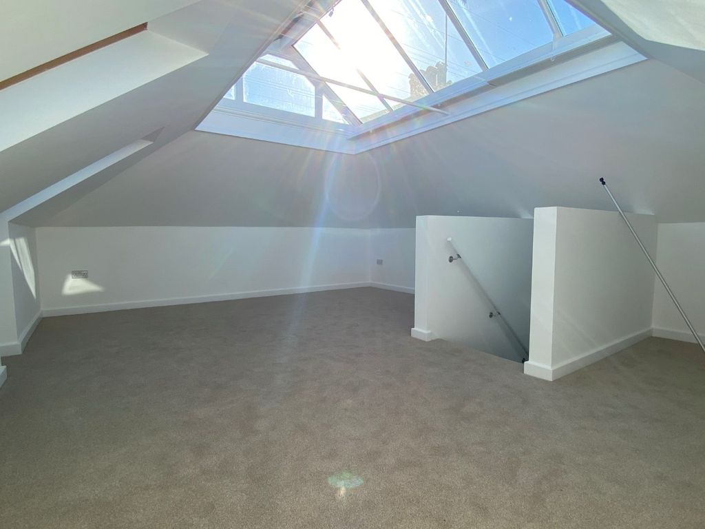 Property photo 2 of 5 3346532