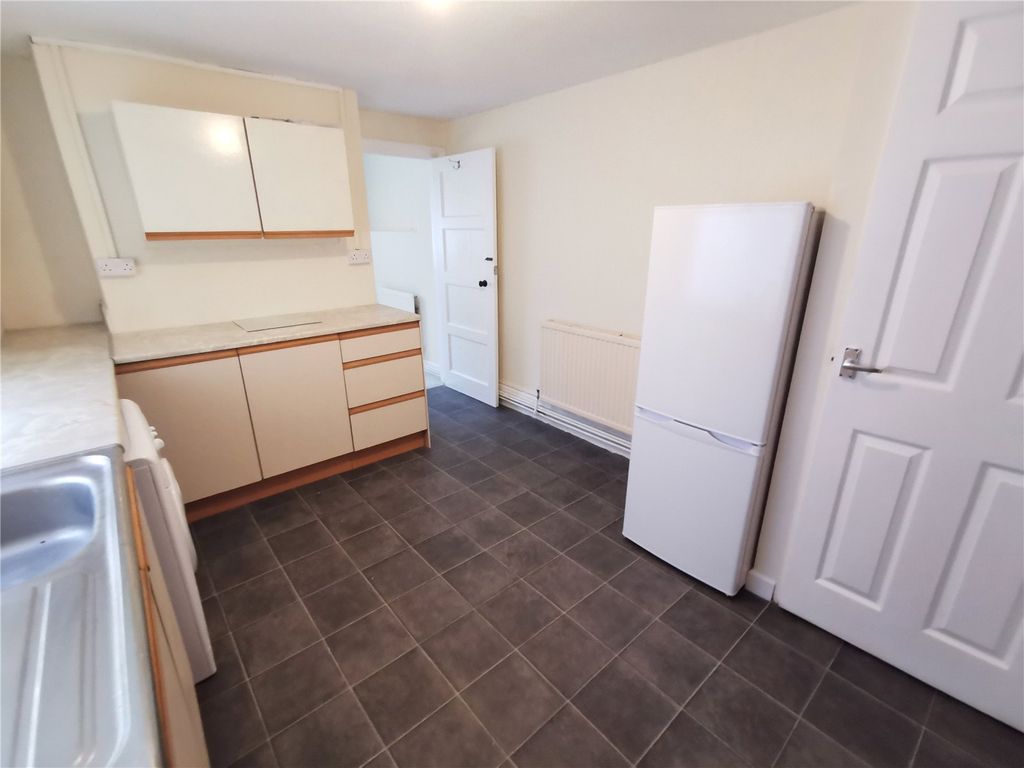 Property photo 2 of 12 Picture No. 02