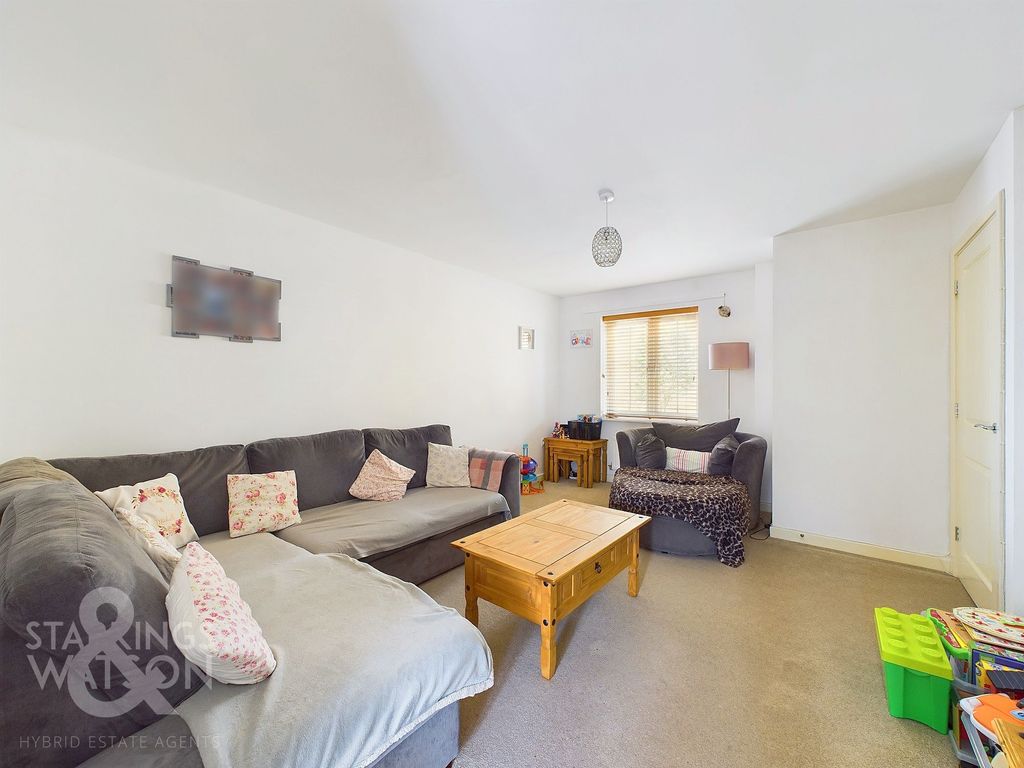 Property photo 2 of 22