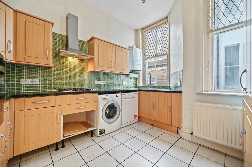 Property photo 3 of 10 Ahtec - Flat 2, Belgrave Mansions - Kitchen3 (1).J