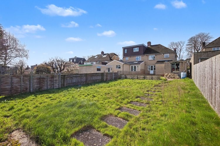 Property photo 3 of 13 324687