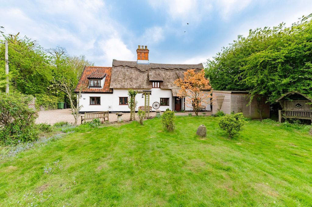 Property photo 1 of 33