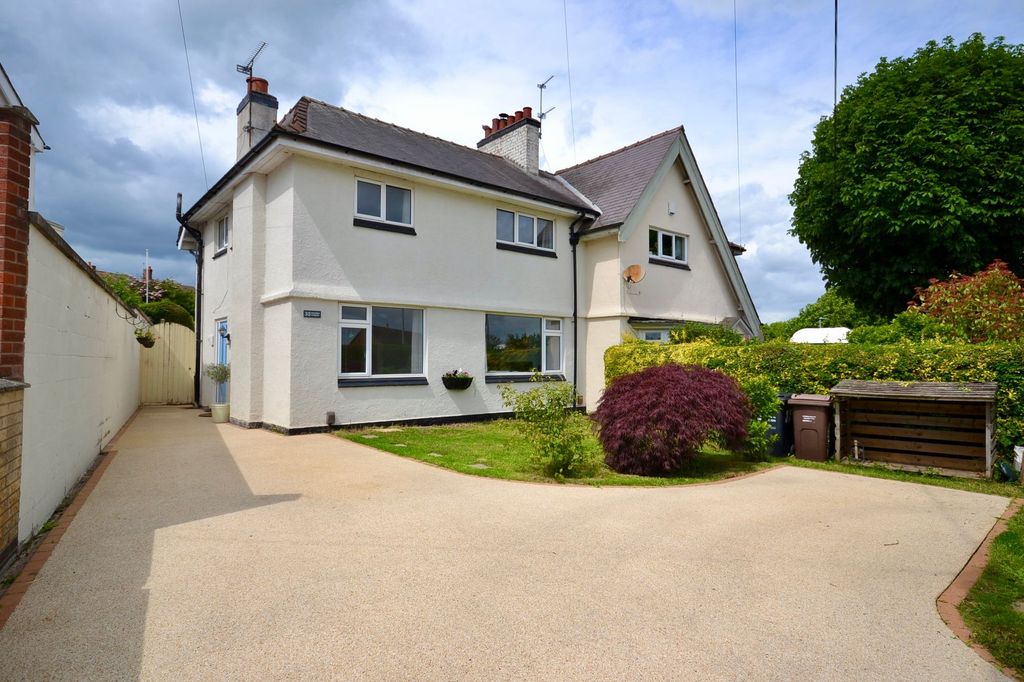 Property photo 1 of 31