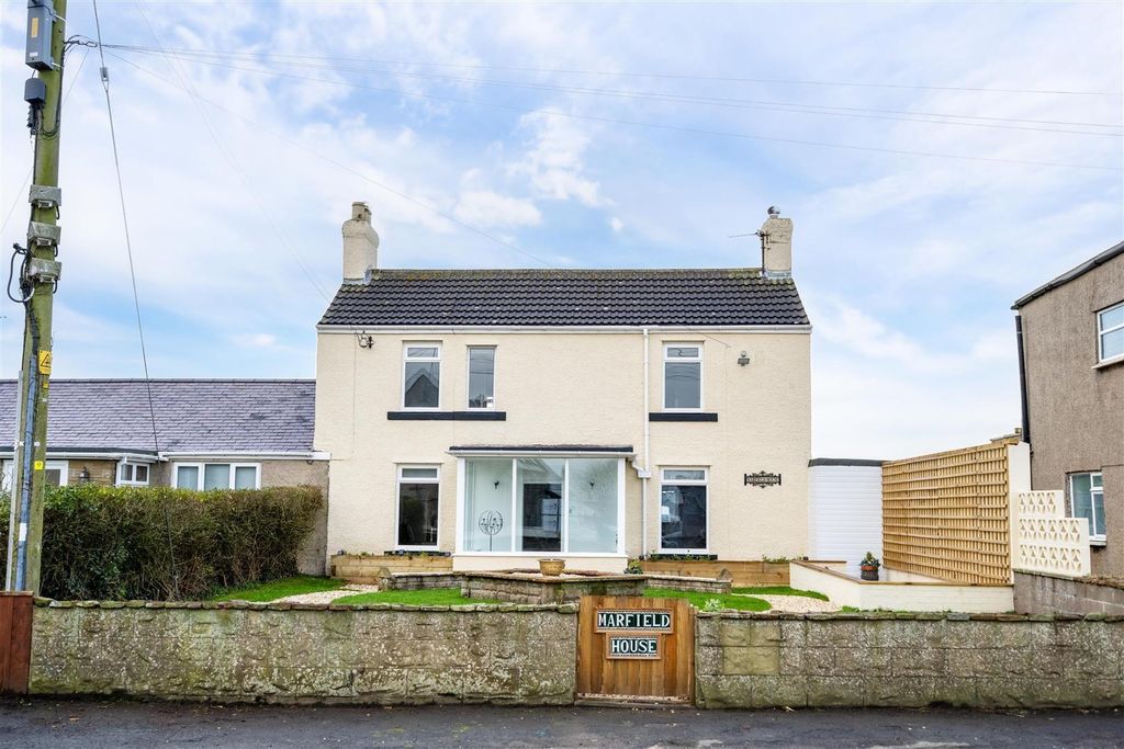 Property photo 1 of 14 External