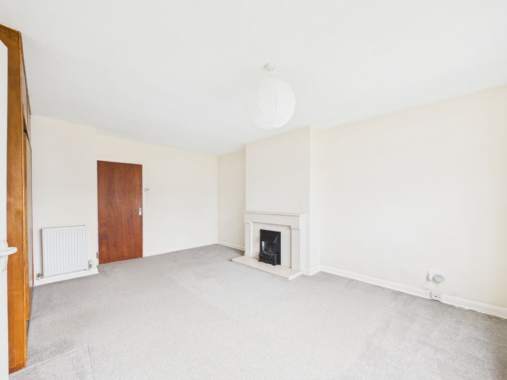 Property photo 2 of 11 Cam01354G0-Pr0627-Still002