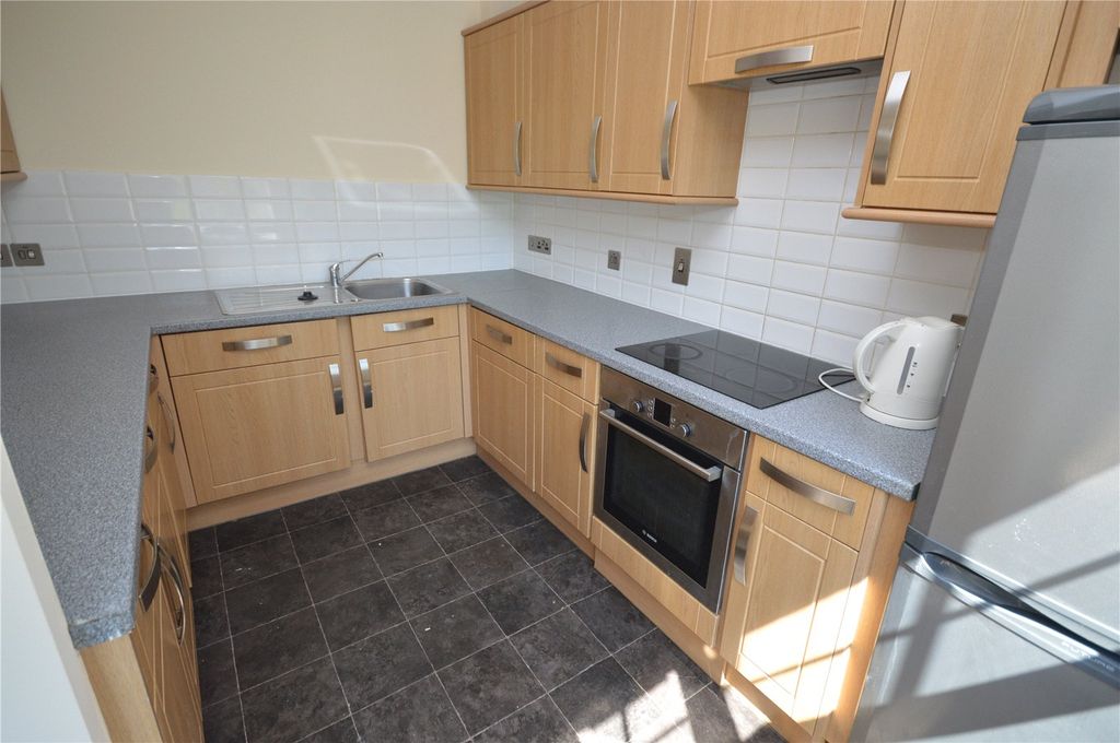 Property photo 3 of 9 Picture No. 22
