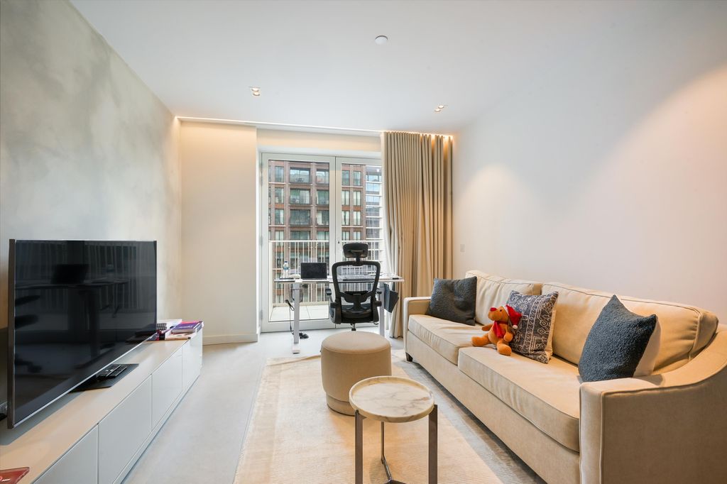 Property photo 1 of 12 Image