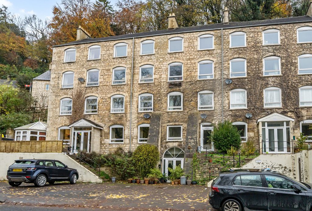 Property photo 1 of 23 1372510-1-6911E36...